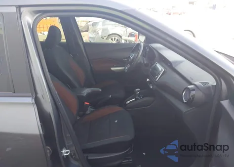 2019 Nissan Kicks Sr из США, поврежденный, VIN 3N1CP5CU1KL559411